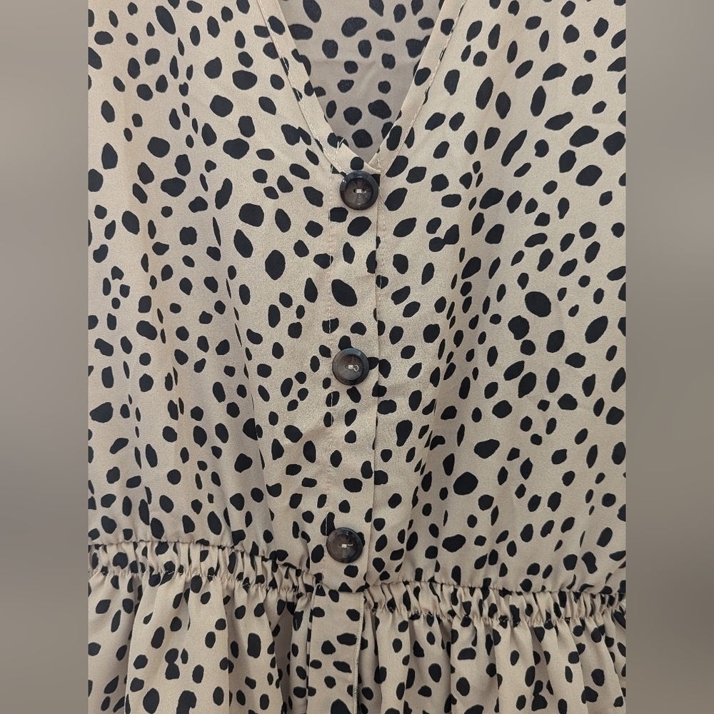 Wild Love Beige and black Elastic Waist Blouse size Large - Picture 3 of 7